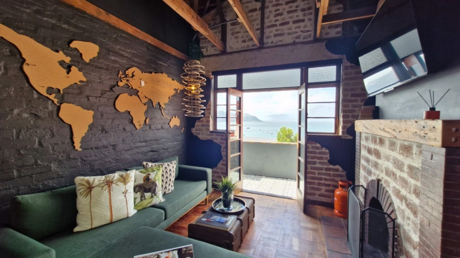 To Let 2 Bedroom Property for Rent in Simons Town Western Cape